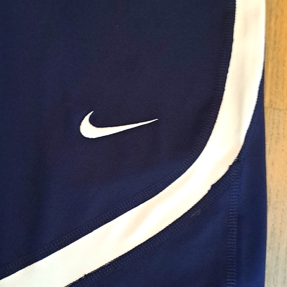 Nike Power Dri-Fit Navy/White Drawstring cropped Capri's. Size Small NWT - Picture 4 of 10